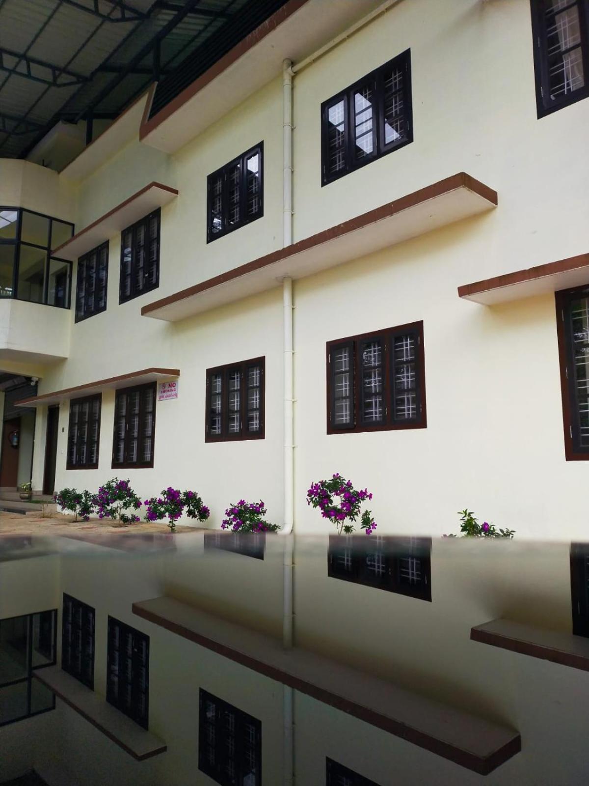 New Mount Residency Appartement Sultan Bathery Buitenkant foto